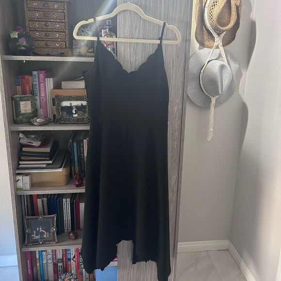 Ted Baker Simbah Scallop Asymmetric Hem Black Midi Dress Size 8 (Ted size 3) NWT - Picture 3 of 6